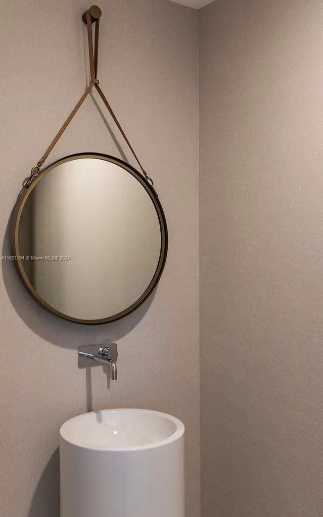 Oceana Bal Harbour #805 image #10