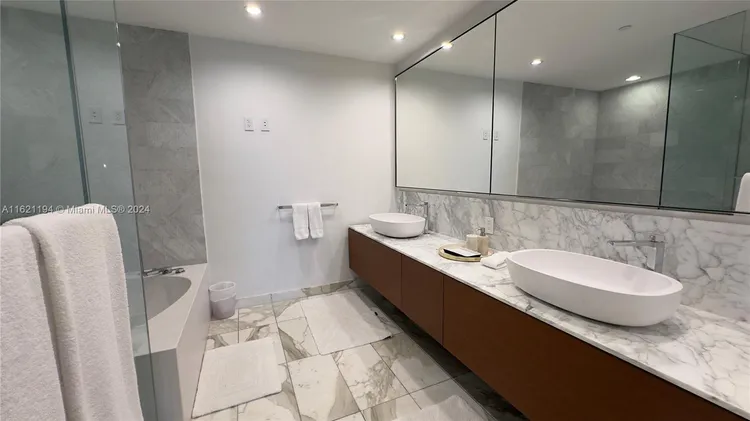 Oceana Bal Harbour #805 image #19