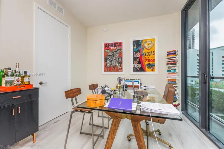 Cassa Brickell #807 image #14