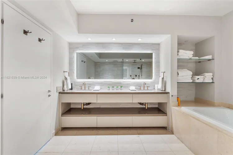 ICON South Beach #3106 image #26