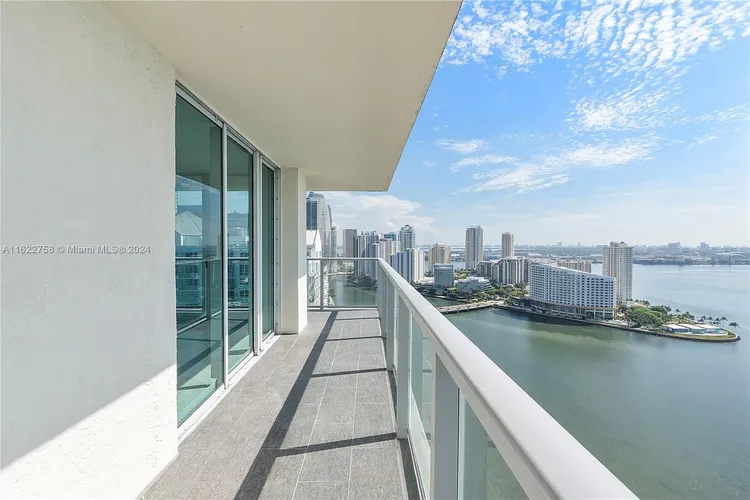 The Mark #3410 image #18