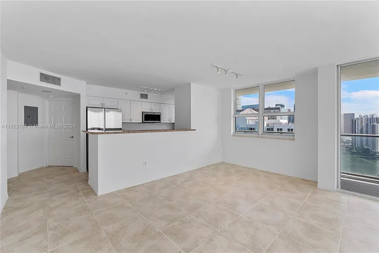 The Mark #3410 image #19