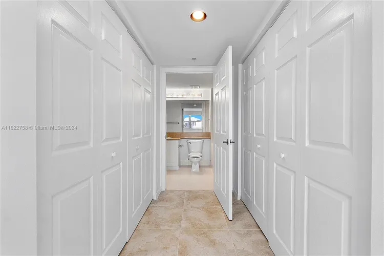 The Mark #3410 image #31