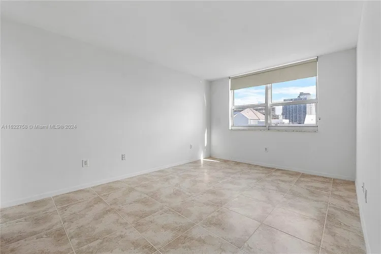 The Mark #3410 image #32