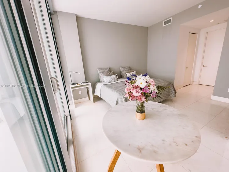 Jade Signature #504 image #13