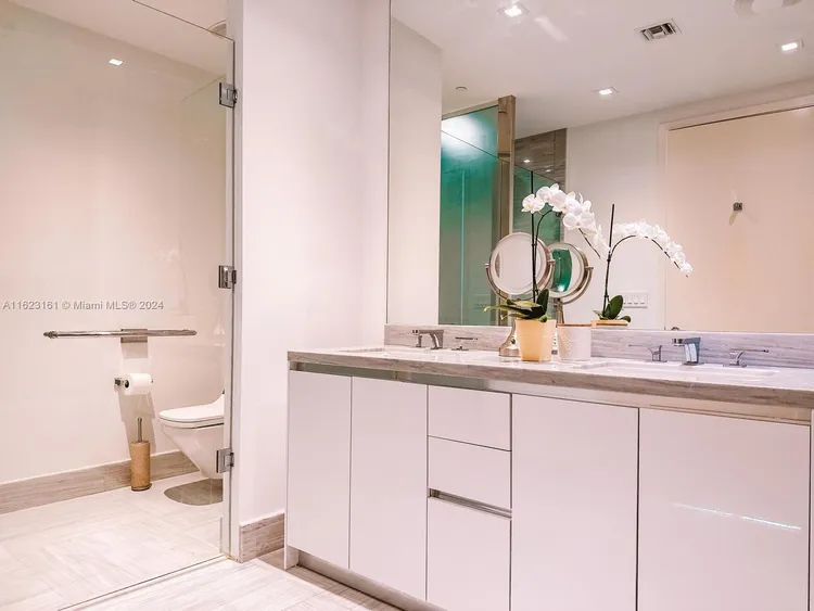 Jade Signature #504 image #18