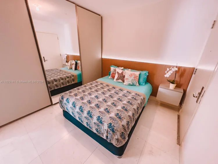 Jade Signature #504 image #26