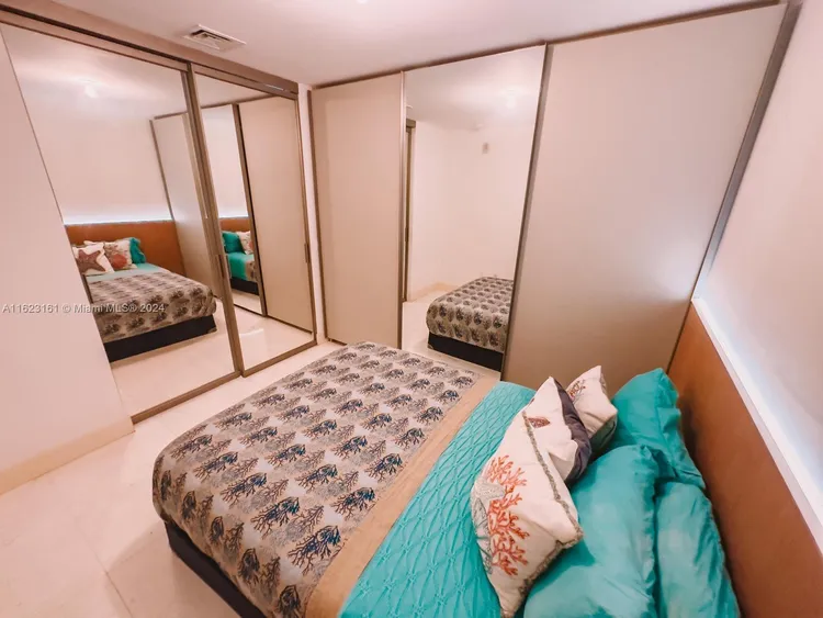 Jade Signature #504 image #27