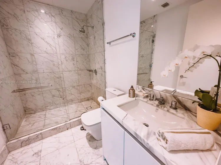 Jade Signature #504 image #28