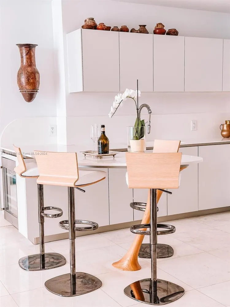 Jade Signature #504 image #7