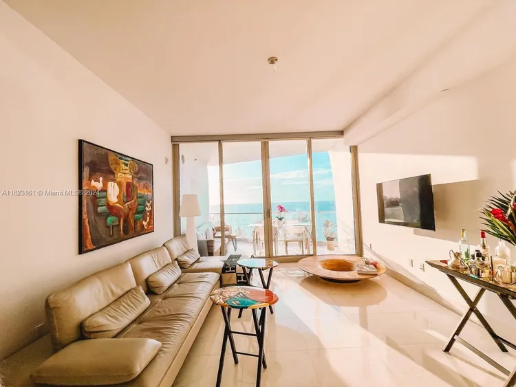 Jade Signature #504 image #9