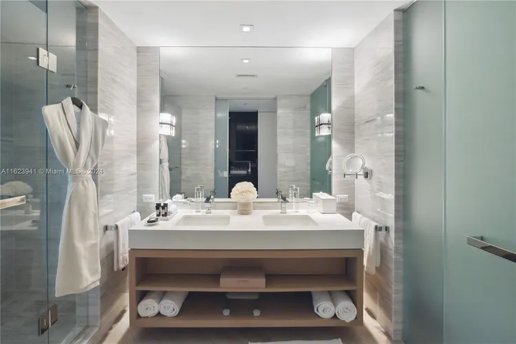 W South Beach #327 image #8