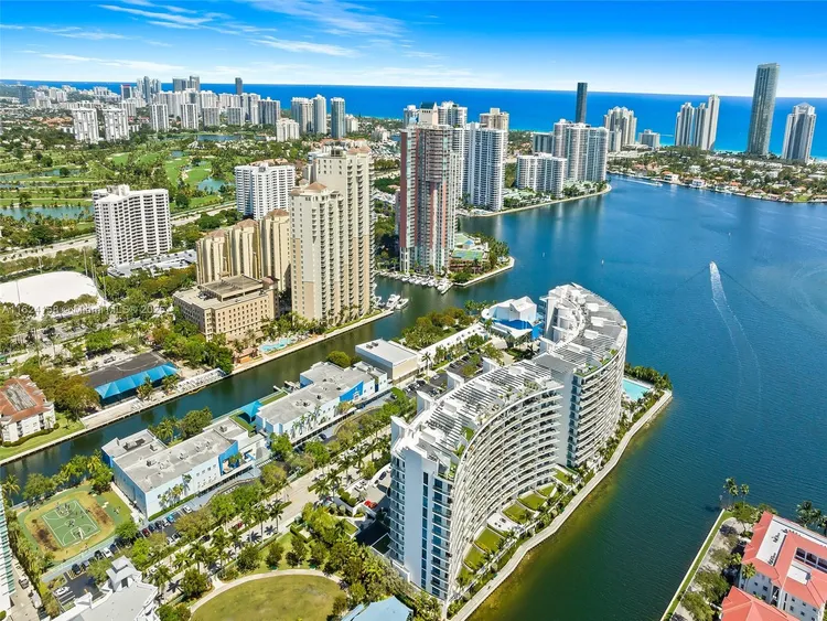 Echo Aventura #901 image #30