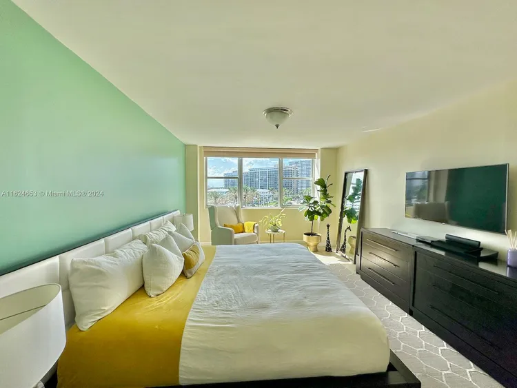 Parker Dorado #401 image #24