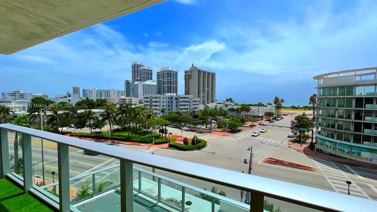 Peloro Miami Beach #517 image #13