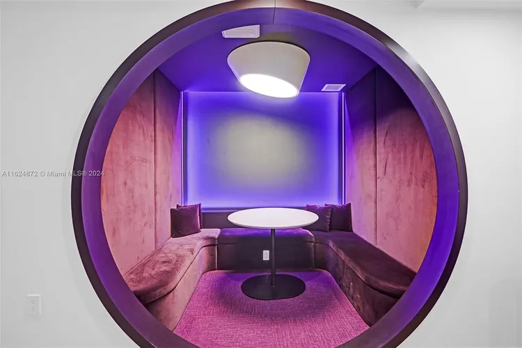 YotelPad #1609 image #18