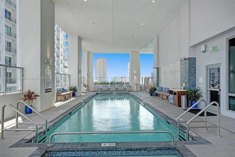 YotelPad #1609 image #9