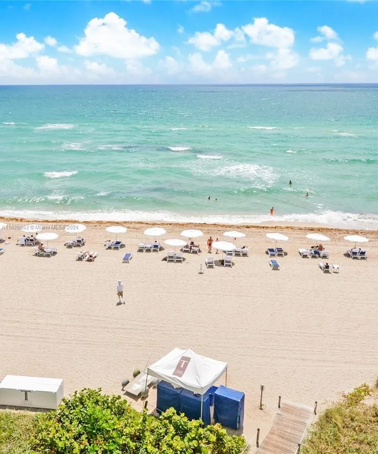 Trump Tower 2 #2702 image #19