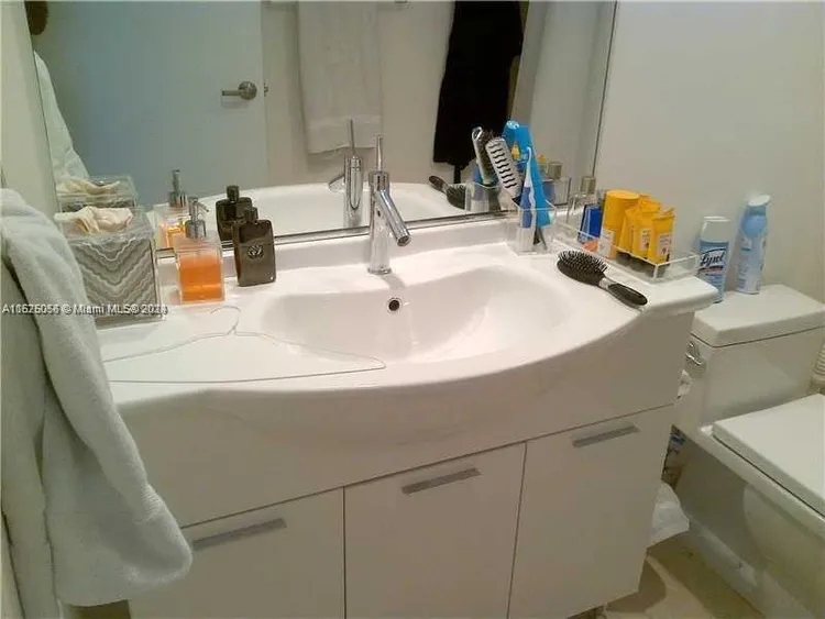 Icon Brickell I #1110 image #13