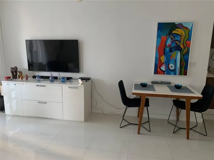 Icon Brickell I #1110 image #9