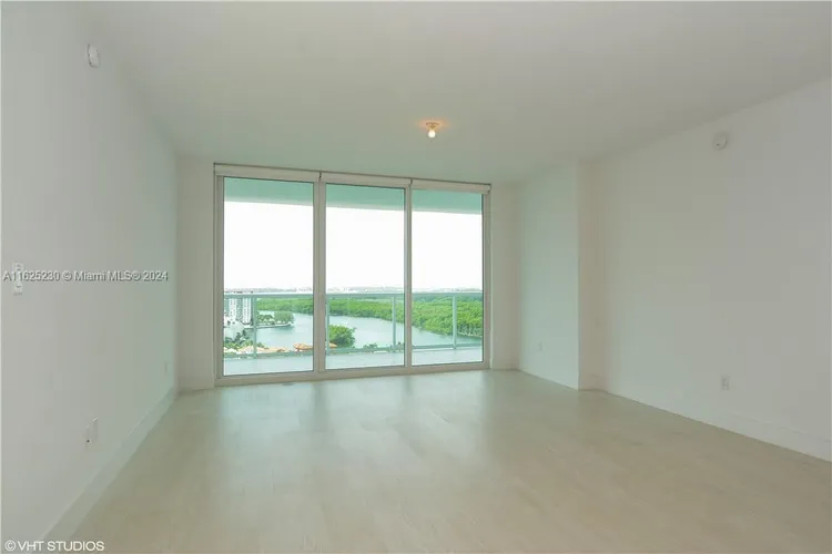 400 Sunny Isles #1803 image #13