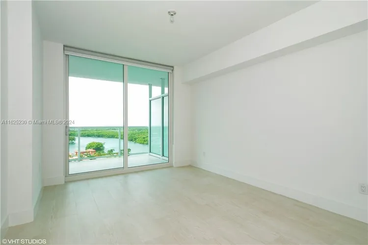 400 Sunny Isles #1803 image #16