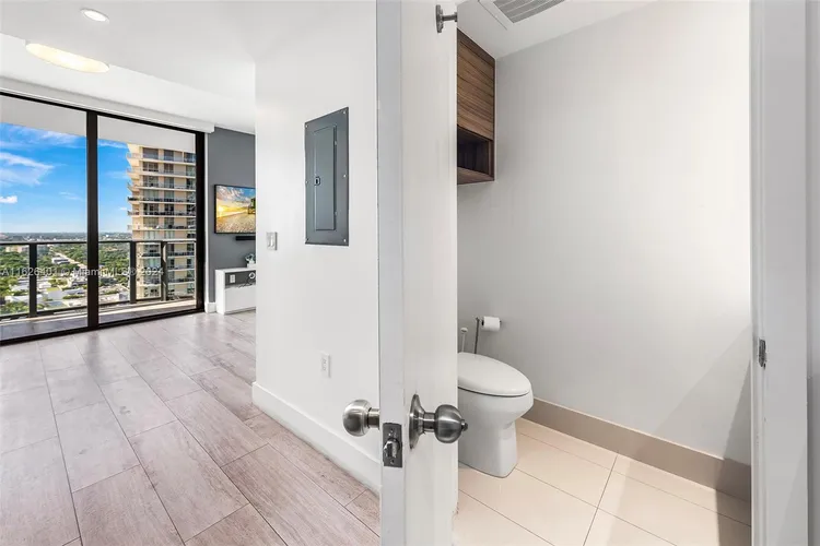 Hyde Midtown #2515 image #11