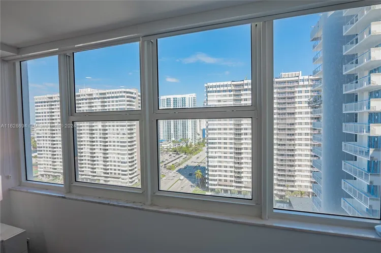 Parker Plaza Estates #1606 image #39