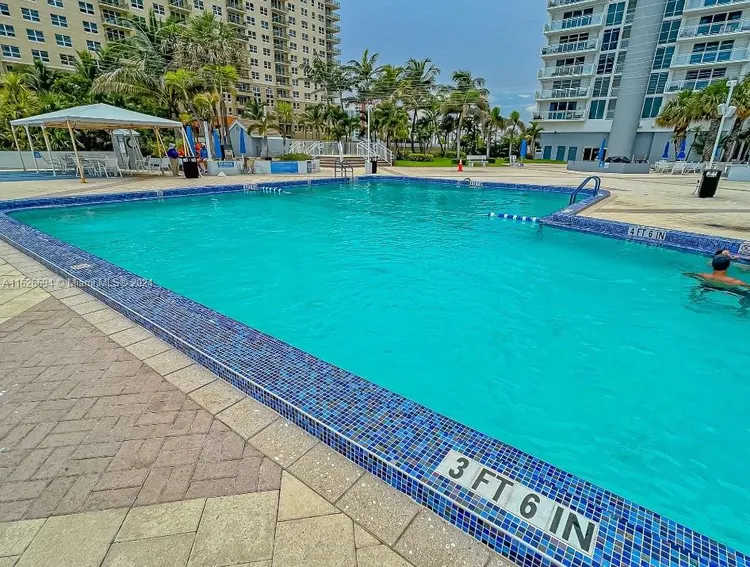 Parker Plaza Estates #1606 image #70