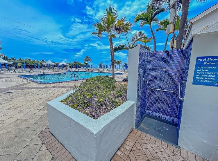 Parker Plaza Estates #1606 image #71