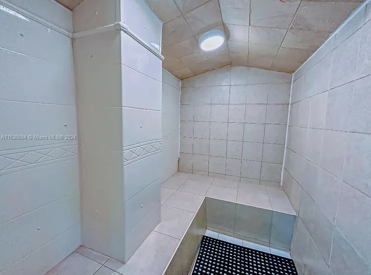 Parker Plaza Estates #1606 image #86