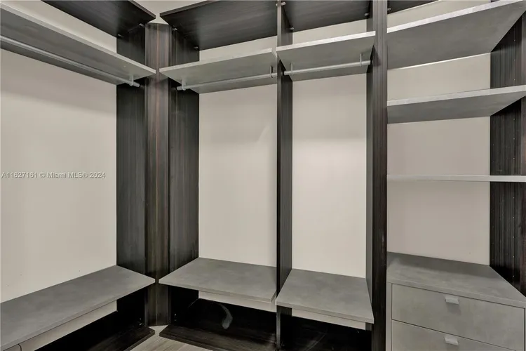 SLS Lux Brickell #5401 image #15