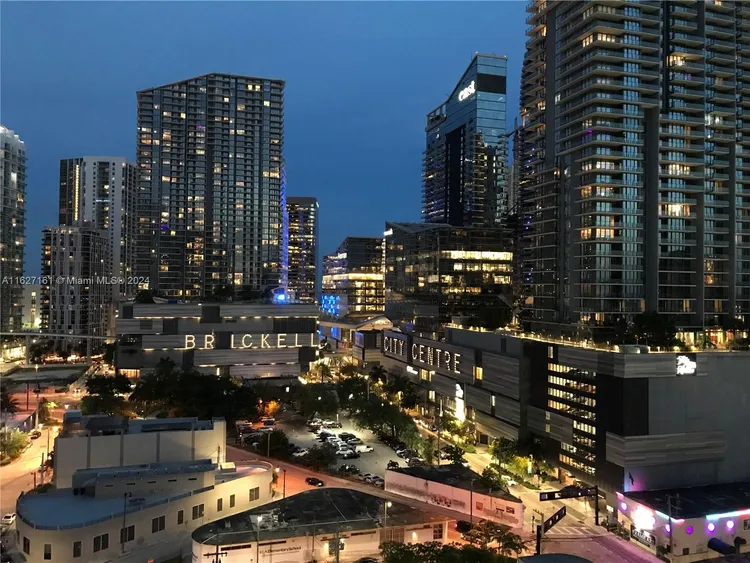 SLS Lux Brickell #5401 image #29