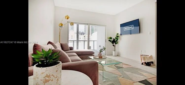 Emilia Edgewater #703 image #11