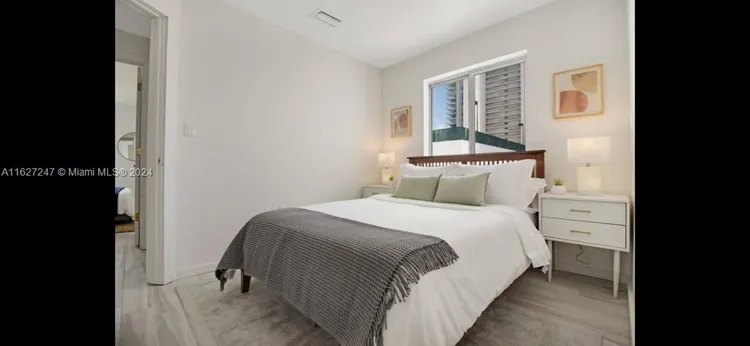 Emilia Edgewater #703 image #14