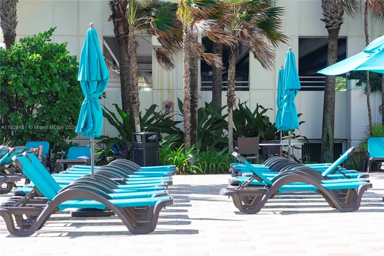 The Tides On Hollywood Beach #11M image #18