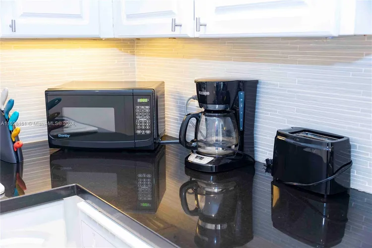 The Tides On Hollywood Beach #11M image #9