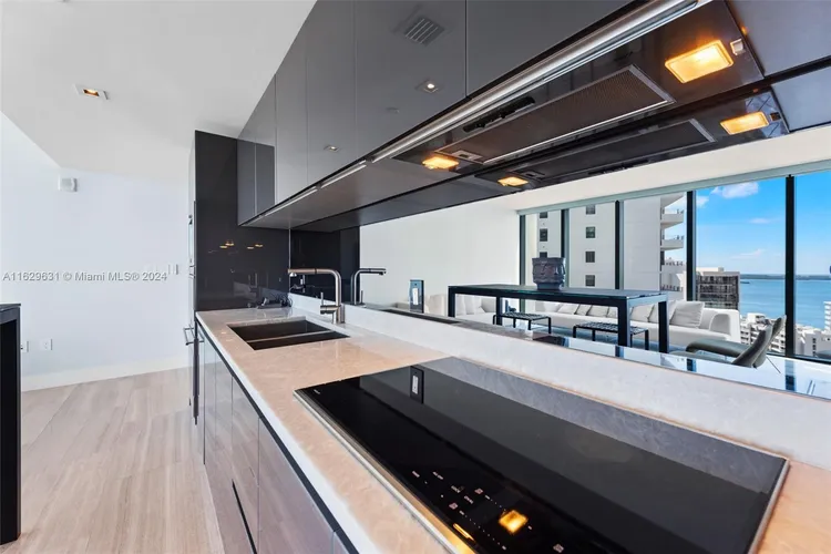 Echo Brickell #1701 image #10