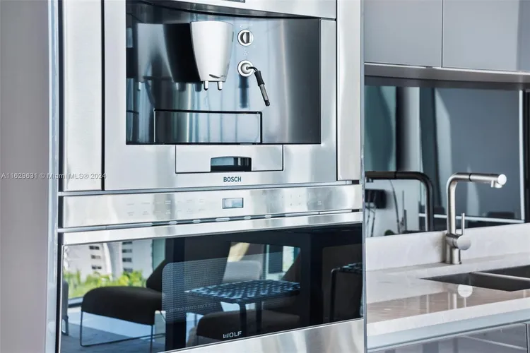 Echo Brickell #1701 image #9