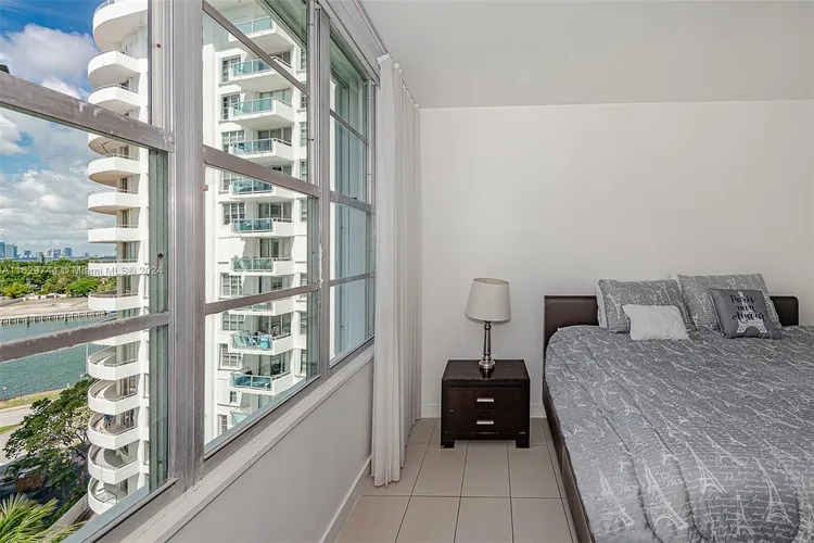 Seacoast 5151 #1029 image #15