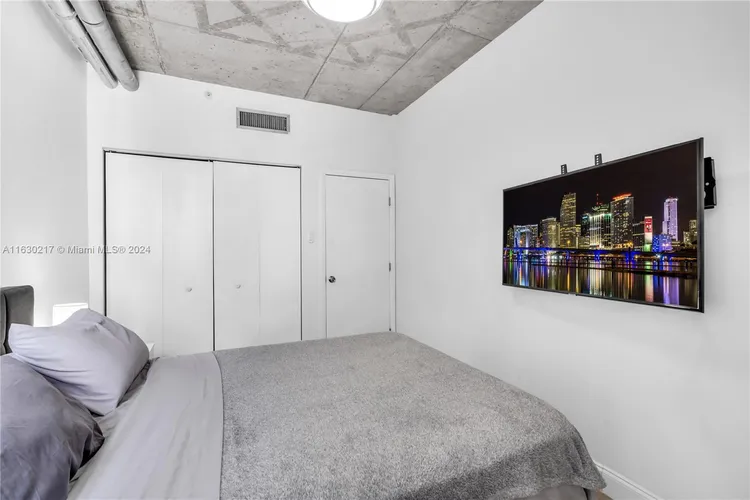 Neo Vertika #3102 image #11