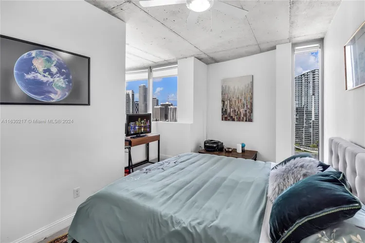 Neo Vertika #3102 image #17