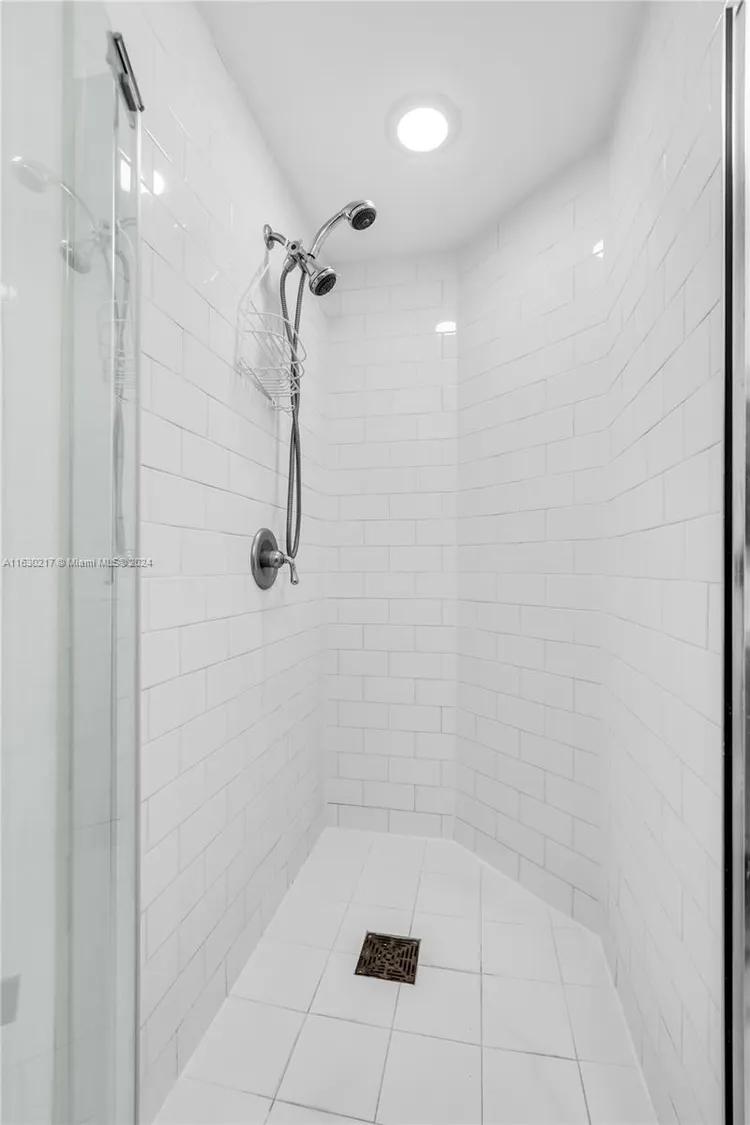 Neo Vertika #3102 image #20