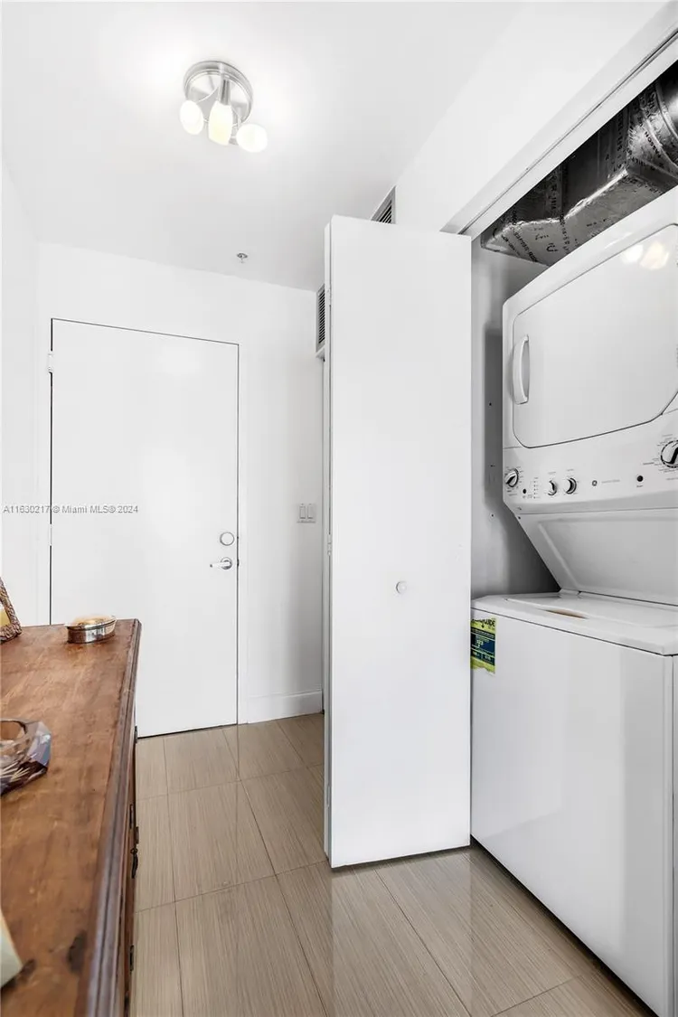 Neo Vertika #3102 image #24