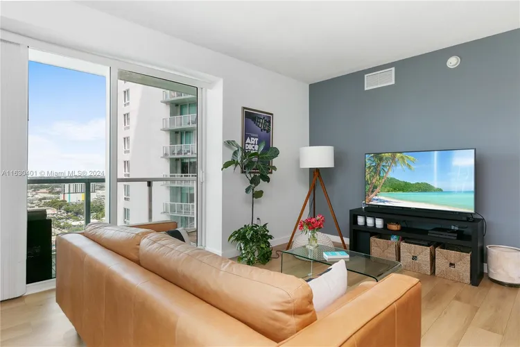 Quantum on the Bay #2211 image #8