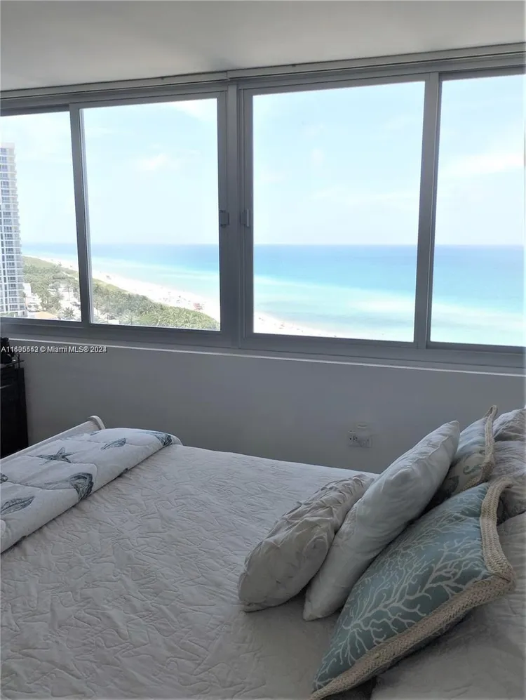 Burleigh House #1632 image #12