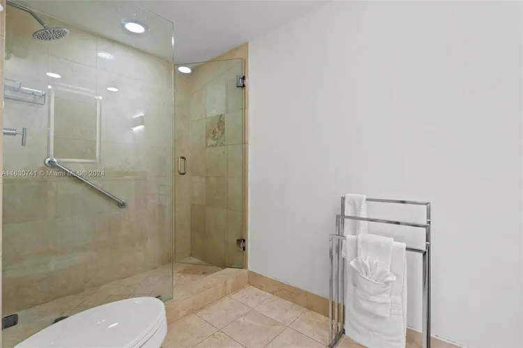 Gallery One DoubleTree #519 image #25