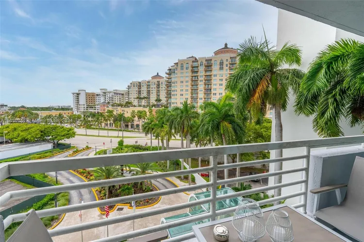 Gallery One DoubleTree #519 image #30