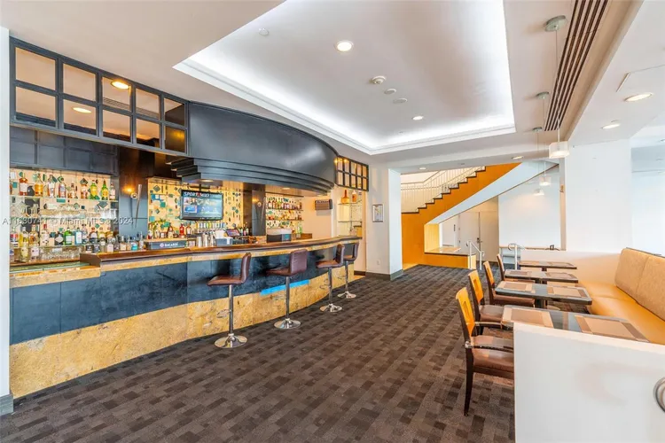 Gallery One DoubleTree #519 image #31