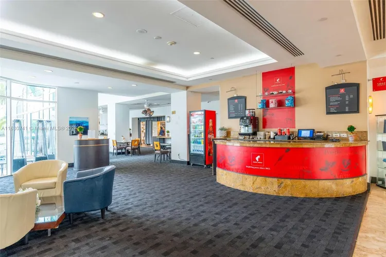 Gallery One DoubleTree #519 image #34